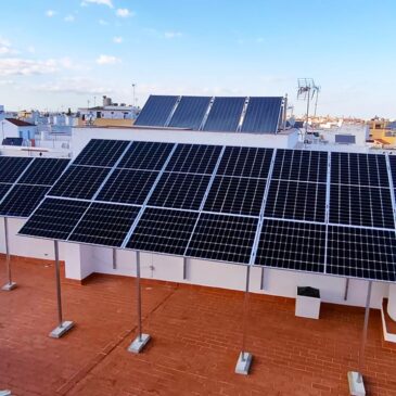 Instalación de placas fotovoltaicas en Dos Hermanas, Sevilla